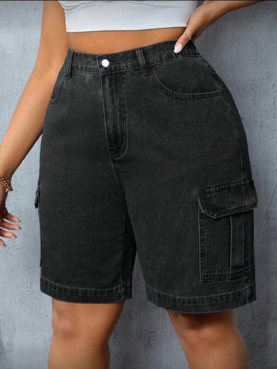 Shorts en jean noir cargo