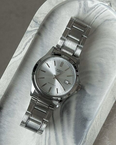 Montre Homme CASIO - Acier inoxydable