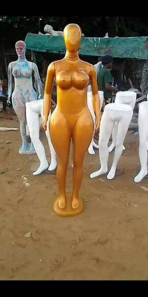 Mannequin Femme Complet en Plastique