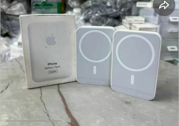 Apple MagSafe Battery Pack