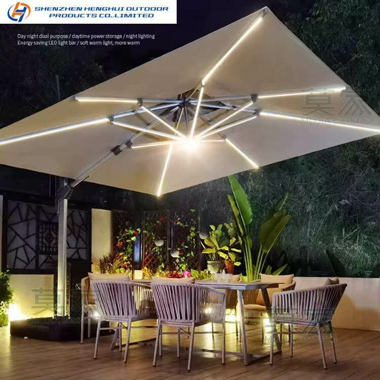 Parasol LED solaire extérieur