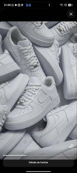 Chaussures Nike Air Force 1 blanches