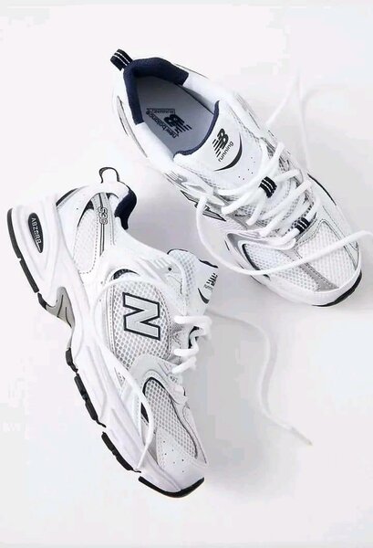 Chaussures New Balance 530 blanches