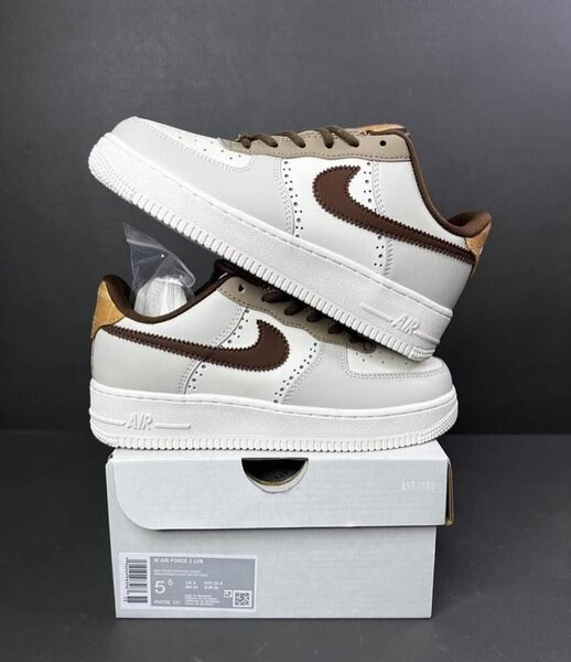 NIKE AIR FORCE 1 BROGUE SAIL