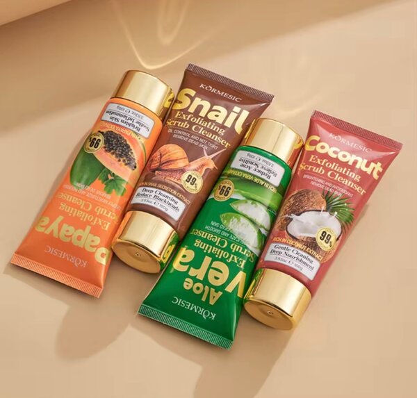 Gel nettoyant gommage