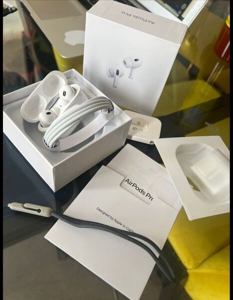Apple AirPods Pro 2