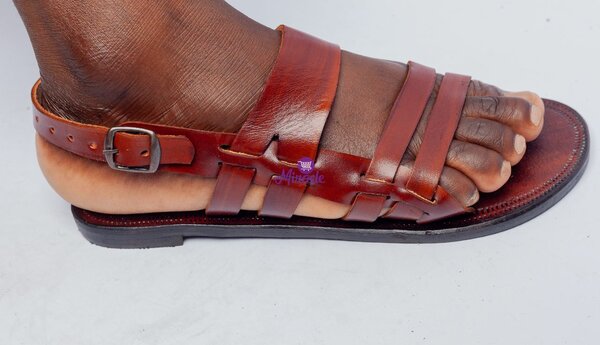 Sandales en cuir de Ghana