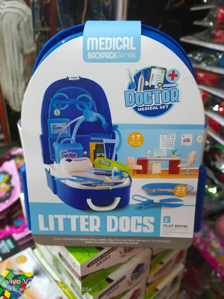 Doctrr and kitchen bag