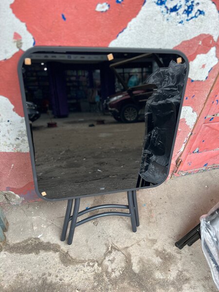 Table pliante 60CM vitrée