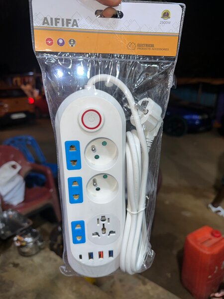 Prise multiple AIFIFA 2500W