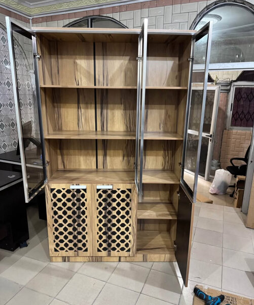 Armoire en bois moderne