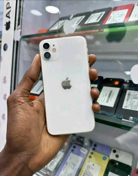 iPhone 11 Blanc - 64Go