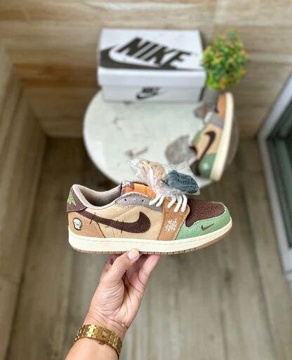 Baskets en toile multicolore