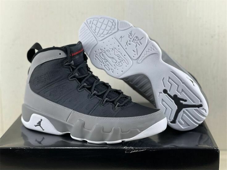 AIR JORDAN 9 RETRO
