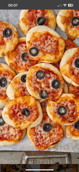 (5)Mini Pizzas
