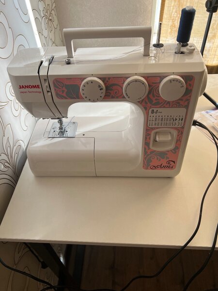 Janome Anna