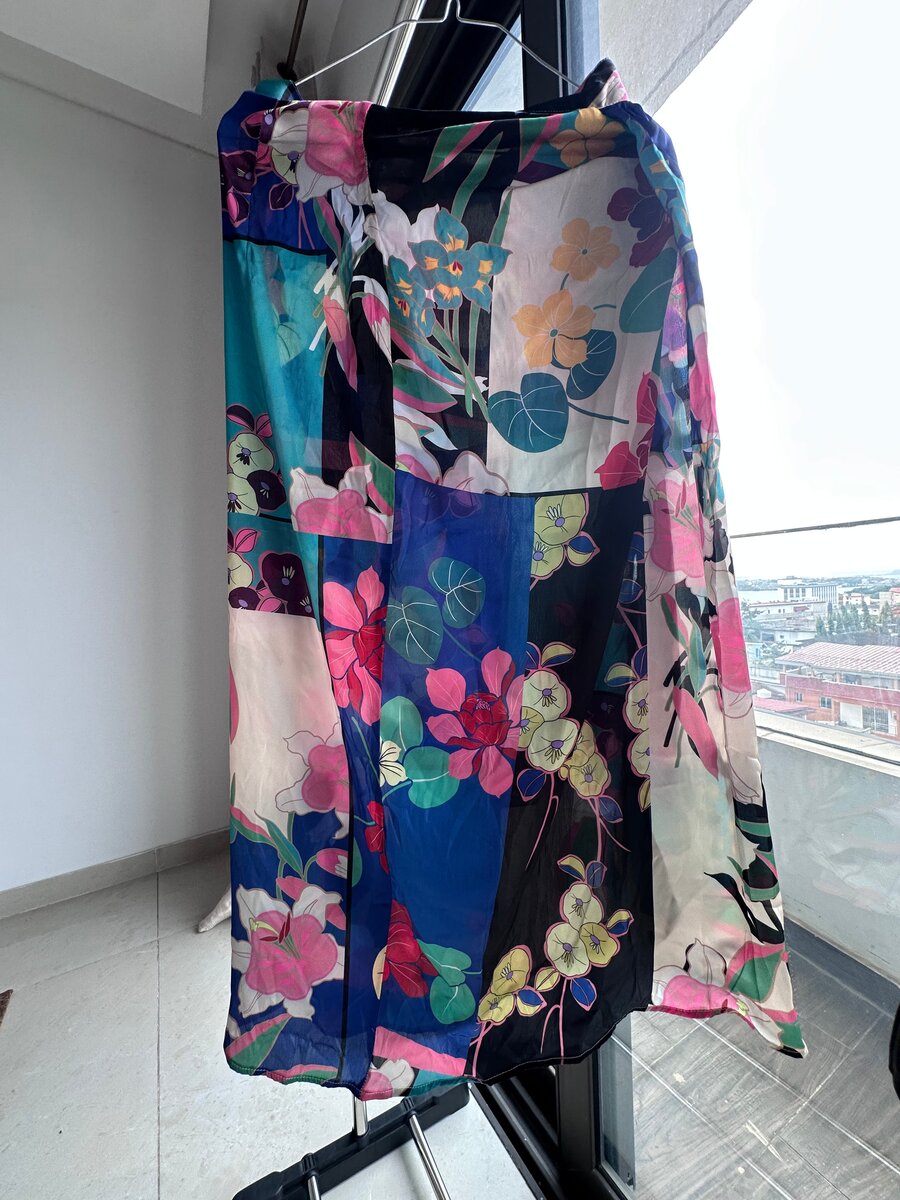 Jupe longue florale vibrante