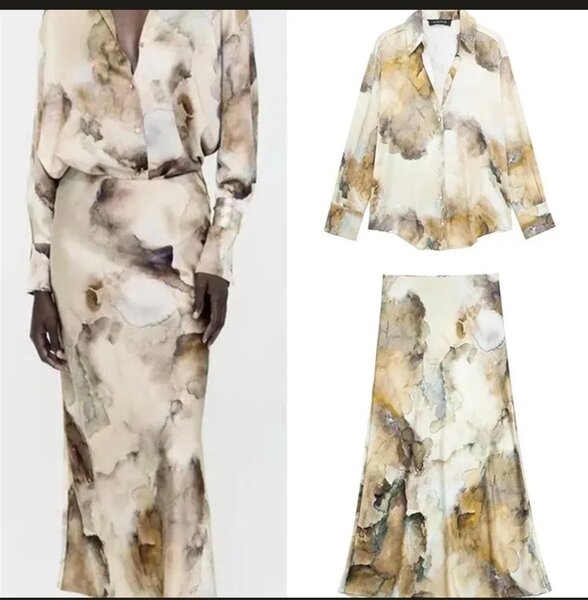 Ensemble chemise et jupe abstrait