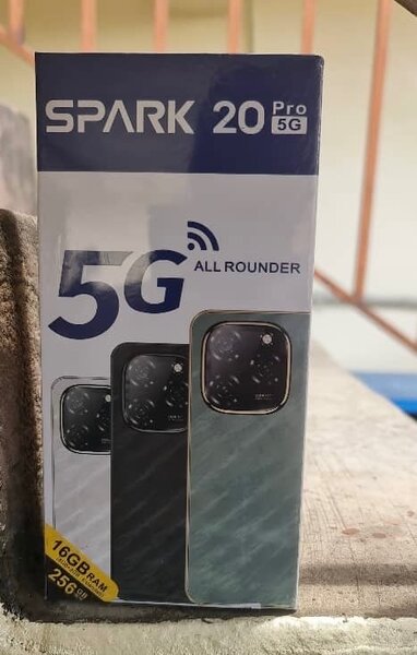 Tecno Spark 20 Pro 256GB 5G