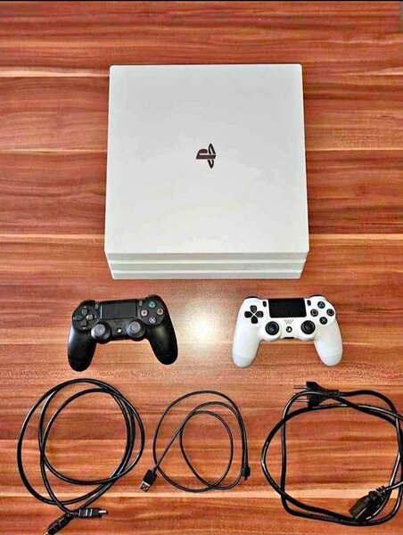 Console Sony PlayStation 4 PS4 Slim
