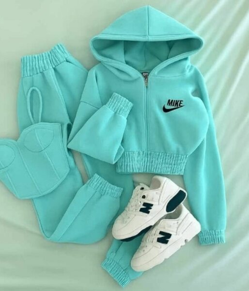 Ensemble survêtement sportswear pour femme Gucci