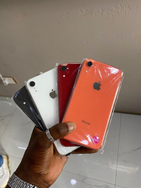 iPhone XR
