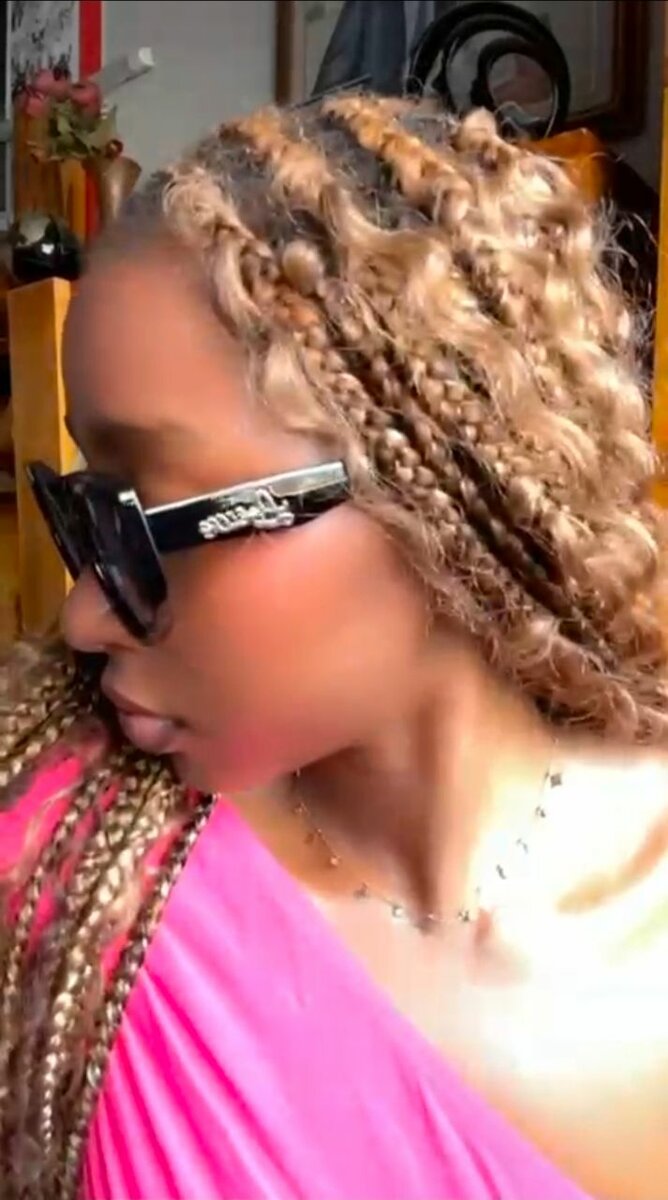 Lunettes de soleil Loewe élégantes