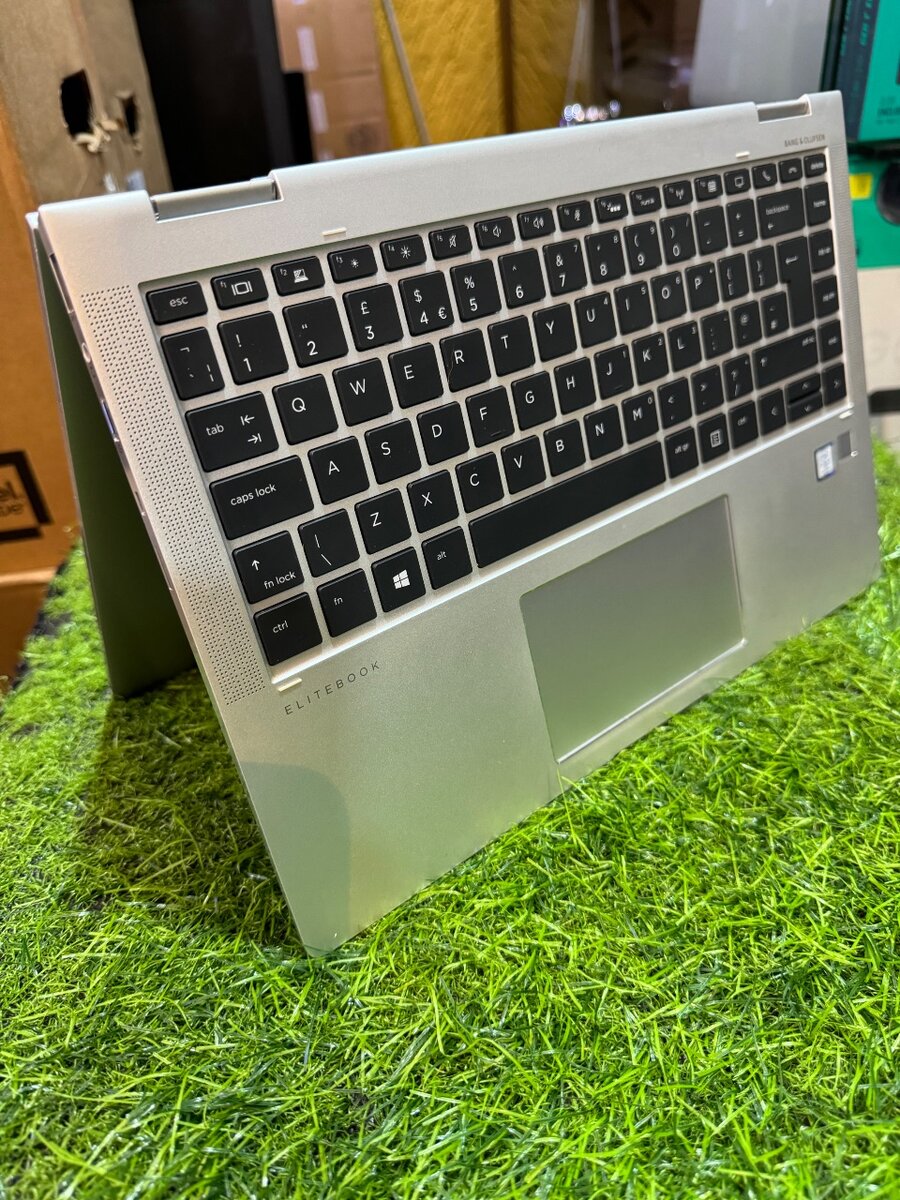 HP Elitebook 1040 G6 X360 (8 Gen)  Intel Core i7 ram 16GB