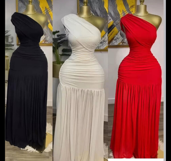 Robe Élégante Épaule Dénudée