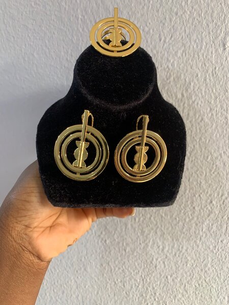 Boucles d'oreilles dorées