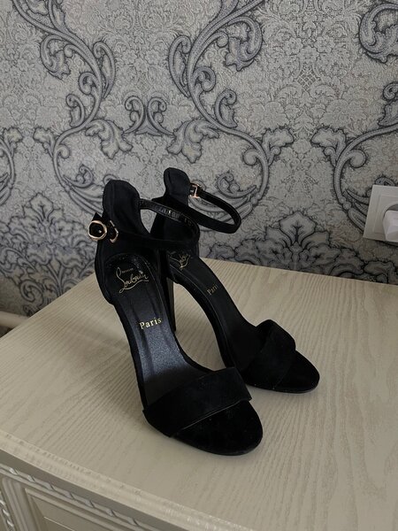 Босоножки 35размер , 10см