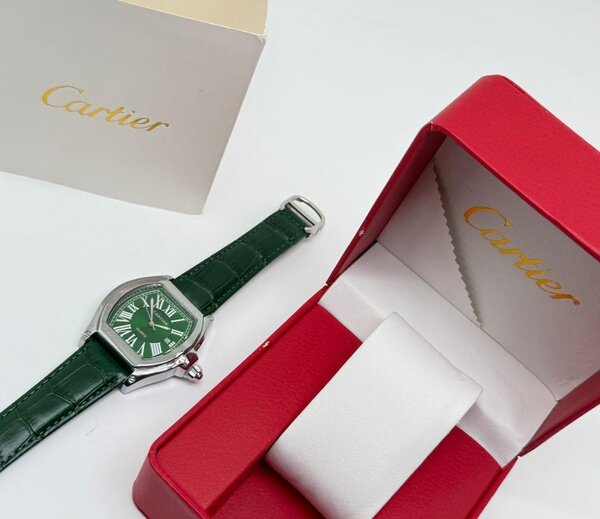 Montre Cartier Vert Luxueuse