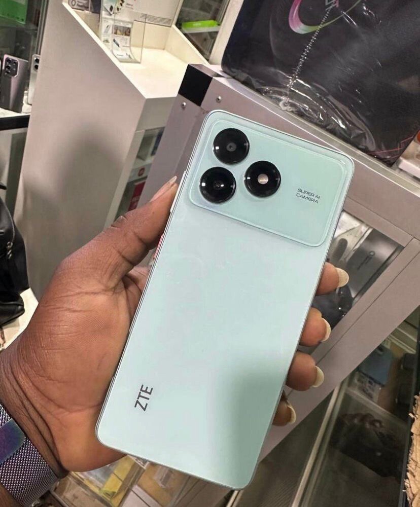 ZTE Blade A36 - Smartphone 6.75'' 4G 6Go/68Go