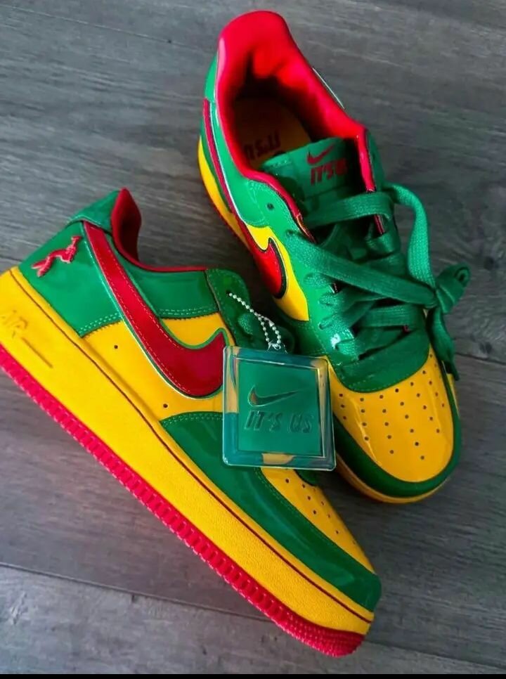 Nike SB Dunk Low Vert Jaune Rouge