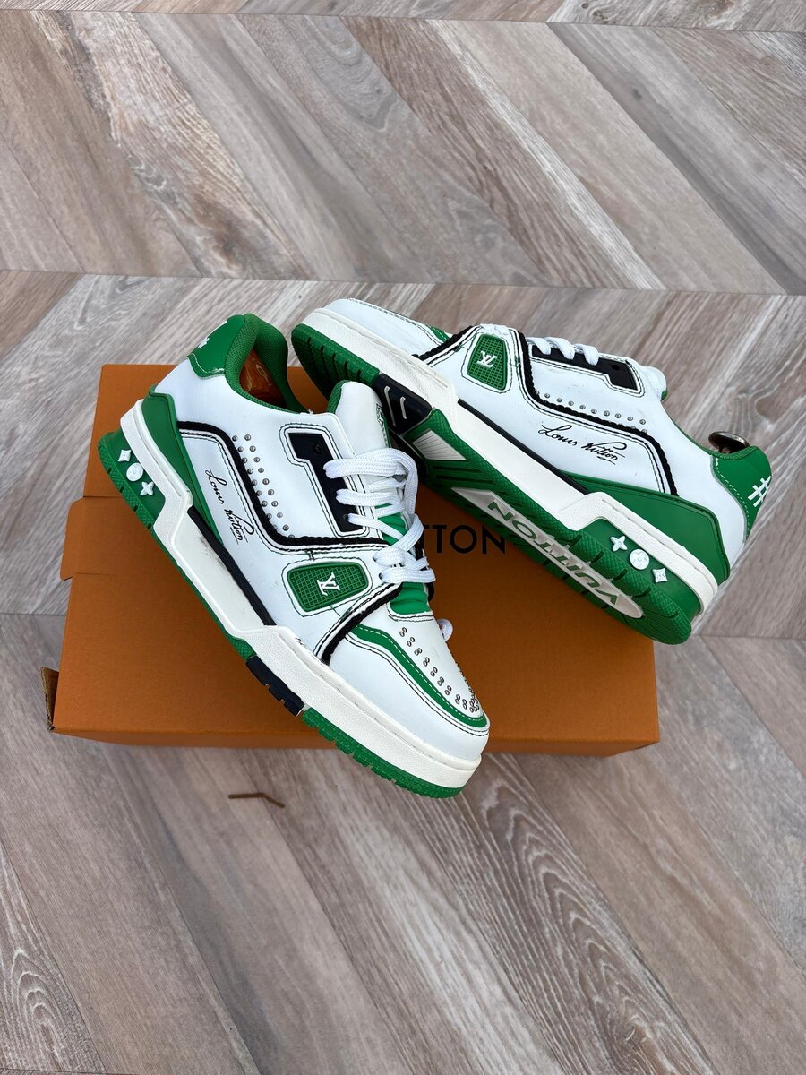 Baskets en cuir vert tendance