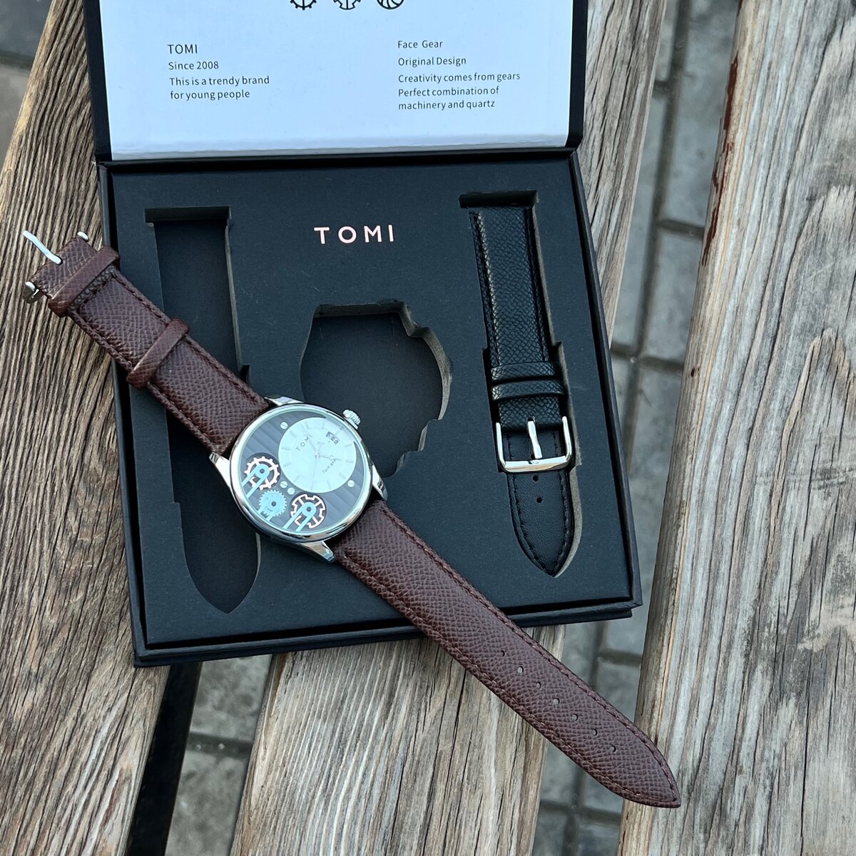 Подарочные наручные часы «Tomi»