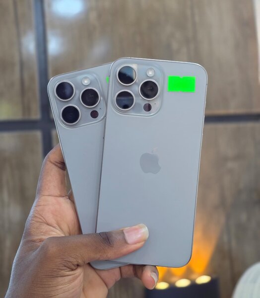 15 pro max 256gig eSim unlock