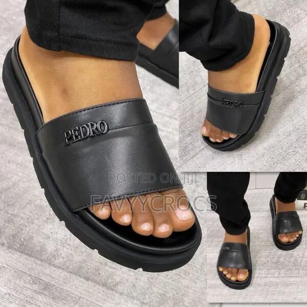 Sandales en cuir noir Pedro