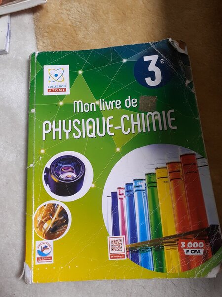 Livre de sciences et physique