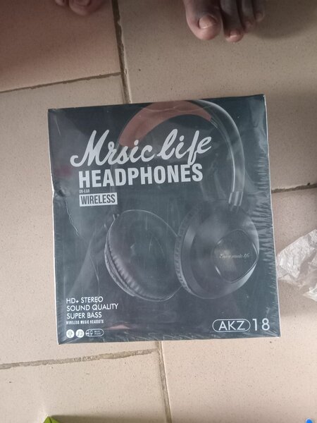 Casque sans fil de qualité AKZ