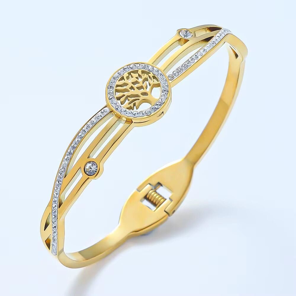 Bracelet en or avec motif arbre de vie