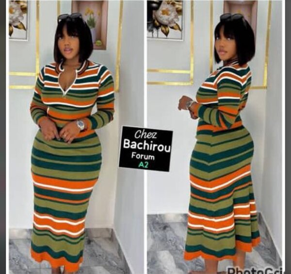 Robe longue rayée élégante