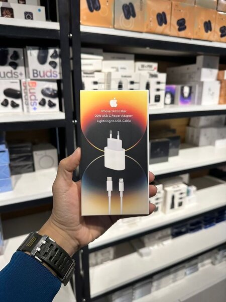 Chargeur iPhone 14 Pro Max 20W
