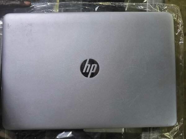 HP 850 g3