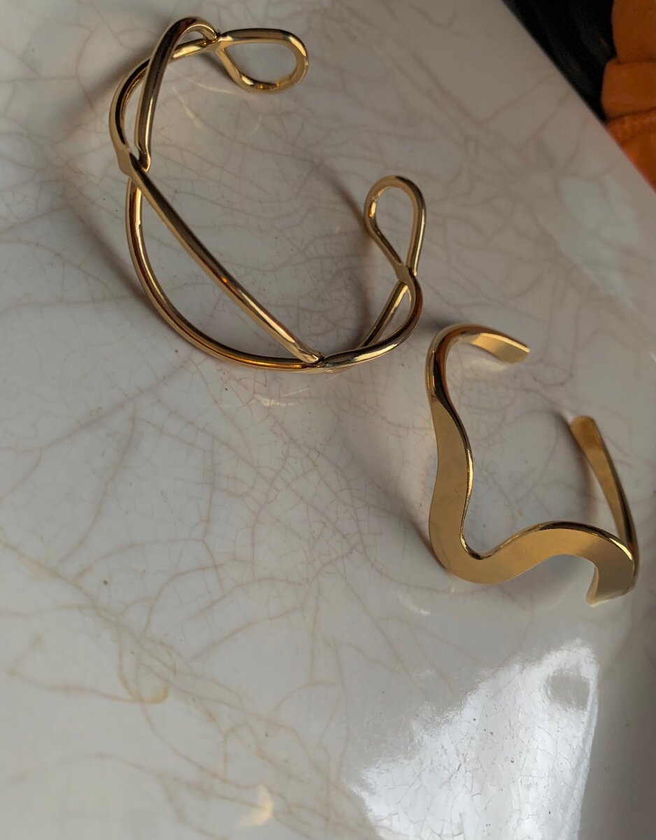 Aesthetic cuff bangle set