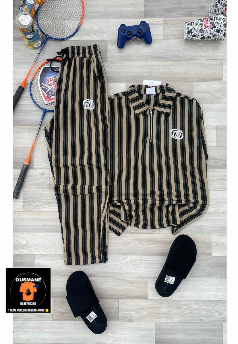 Tenue de Sport Rayée