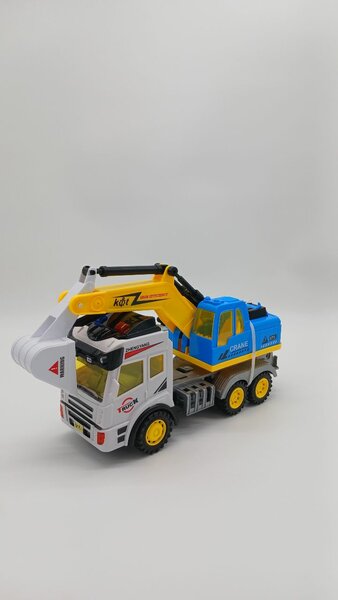 Camion jouet mélangeur