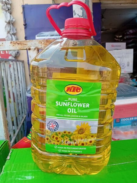 Royal feast and royal umbrella rice