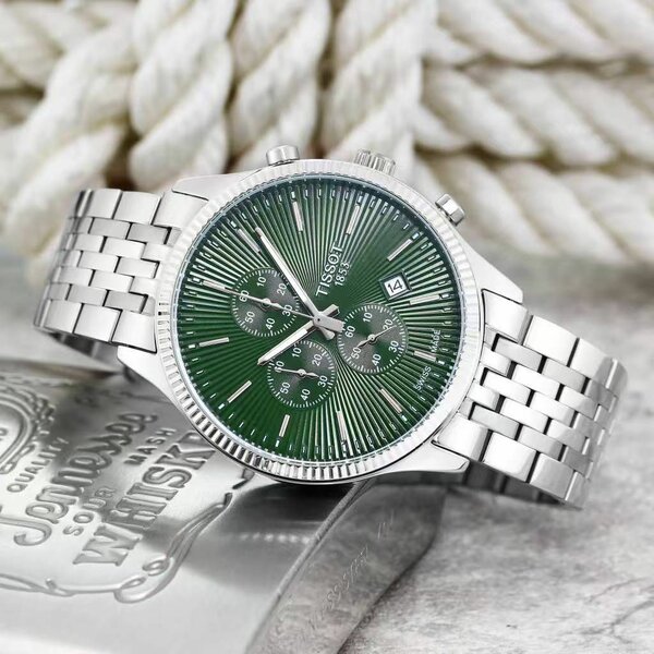 Montre Chronographe Élégante Tissot