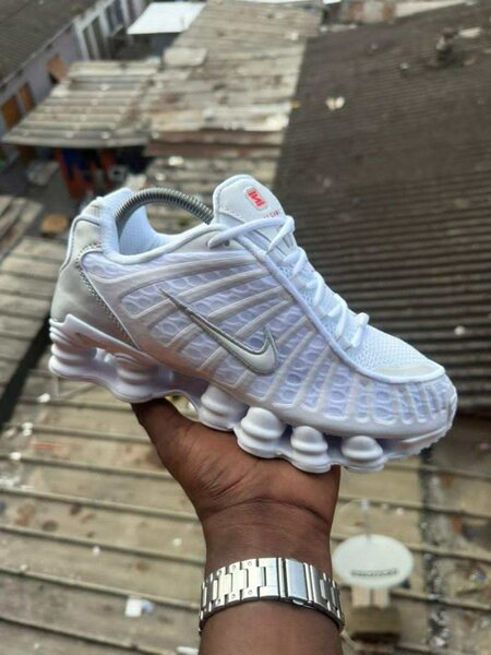 NIKE SHOX TL